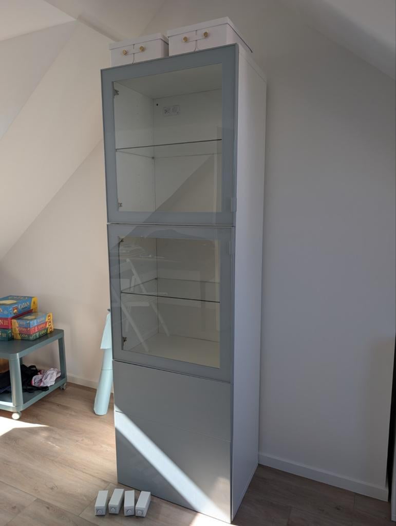 IKEA Besta Opbergkast - Zo goed als nieuw, Ophalen, Met deur(en), Glas, 50 tot 100 cm