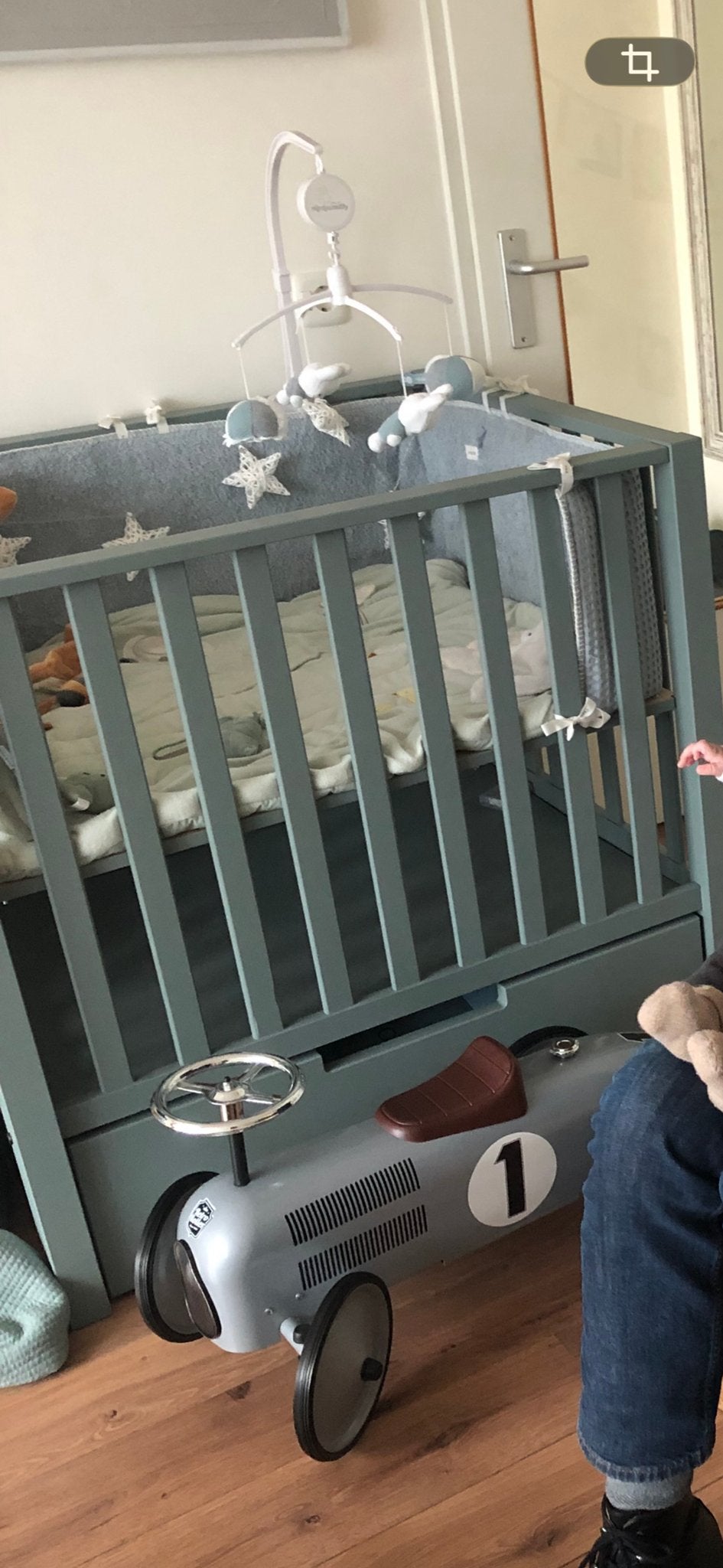 Box Mees bij Babypark 300,-, met lade en kleed little dutch, Ophalen, Zo goed als nieuw, Vierkant, In hoogte verstelbaar