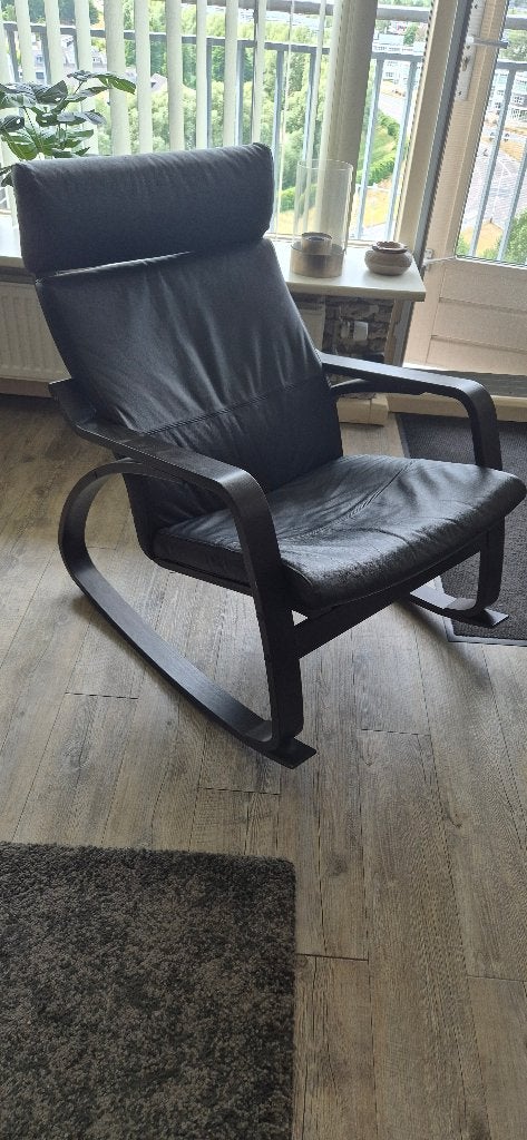 Ikea schommel stoel., Zwart, Schommel., Hout, Ophalen of Verzenden
