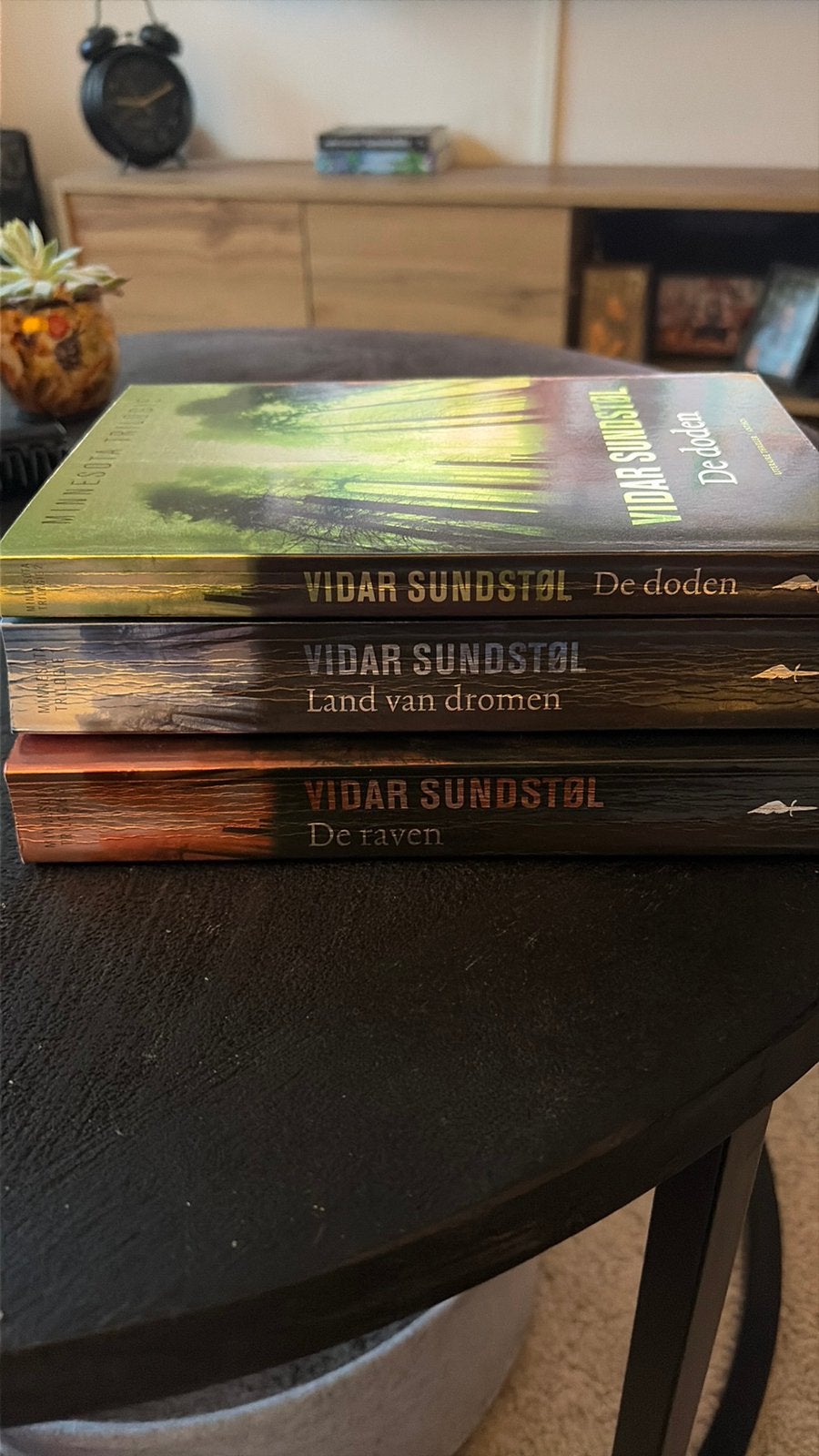 Vidar Sundstøl - De doden, Ophalen of Verzenden, Zo goed als nieuw, Vidar Sundstøl