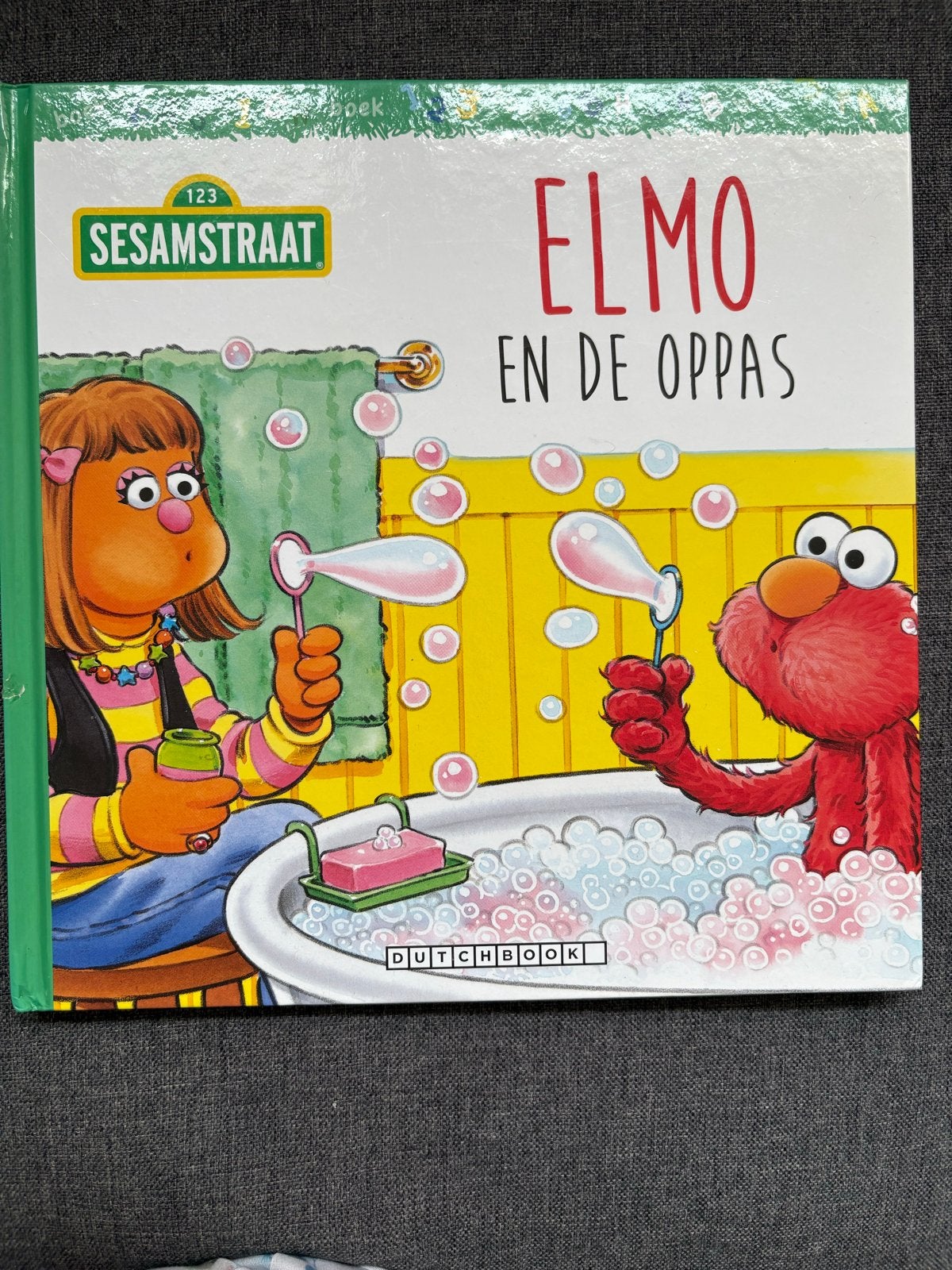 Sesamstraat: Elmo en de oppas - Voorleesboek, Fictie algemeen, Jongen of Meisje, Ophalen of Verzenden, Zo goed als nieuw