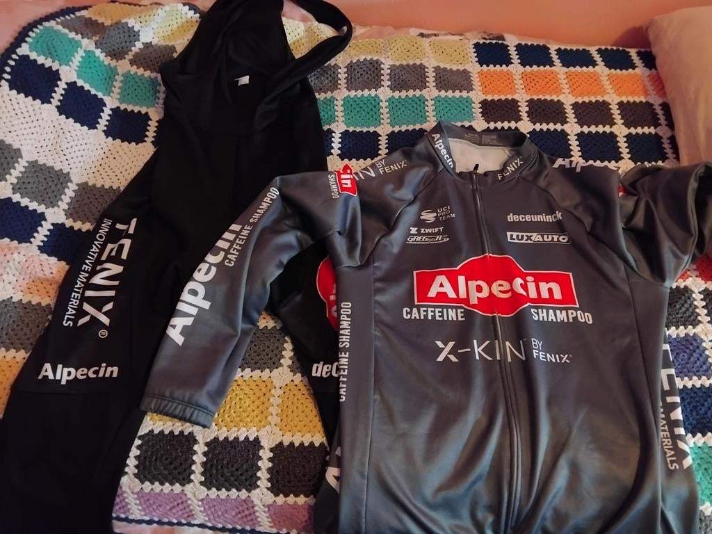 Wielerkleding, Eén persoon