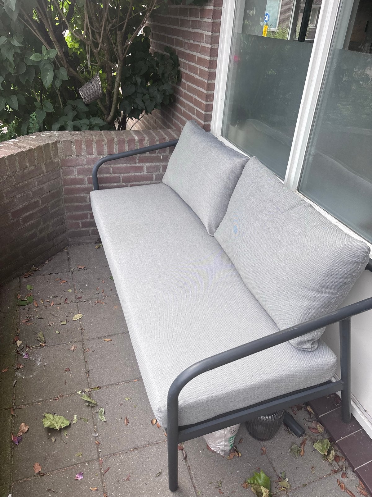 Comfortabele tweepersoons tuinbank met kussens, Huis en Inrichting, Banken | Sofa's en Chaises Longues, Ophalen, Gebruikt, 150 tot 200 cm