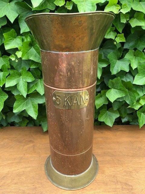 Te koop: Vintage koperen paraplubak / kolenkit “5 KAN”, Huis en Inrichting, Woonaccessoires | Paraplubakken, Ophalen of Verzenden