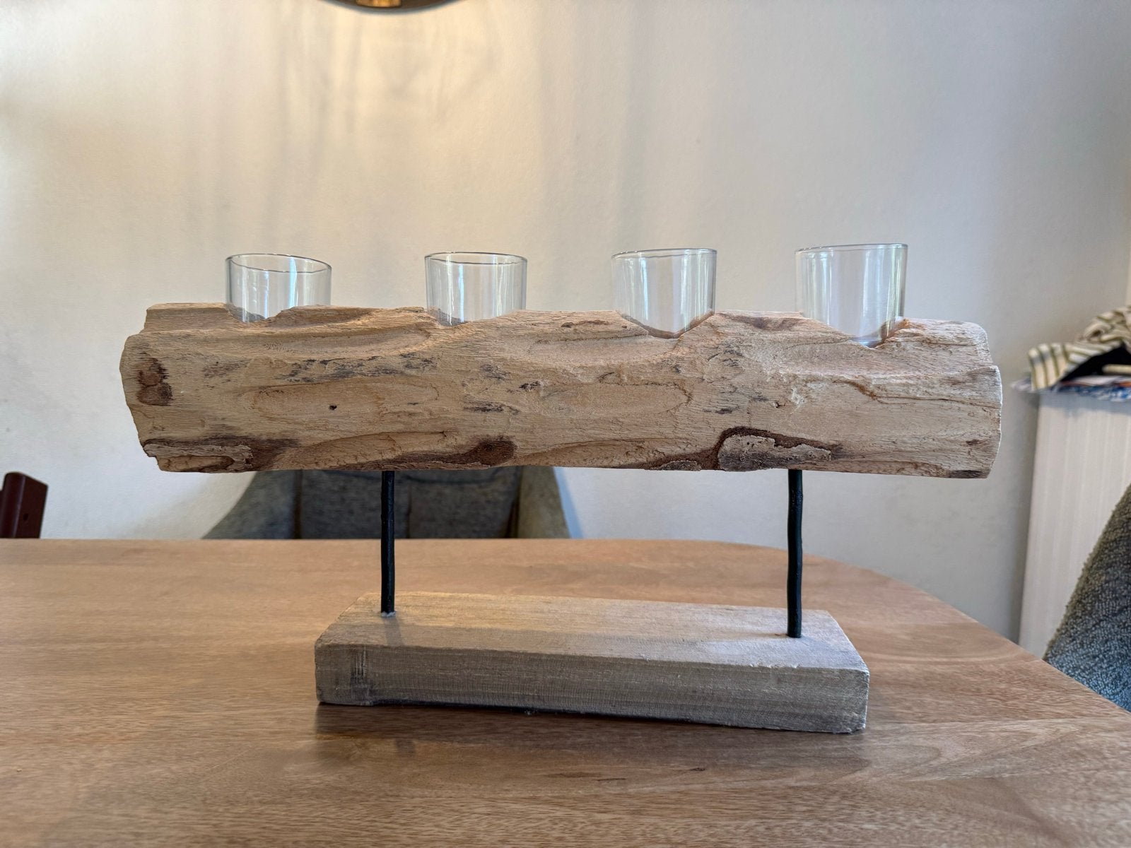 Unieke houten kandelaar met 4 glazen theelichthouders, Gebruikt, Bruin, Overige merken, Ophalen of Verzenden