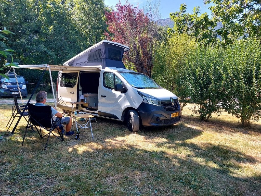 Renault trafic 1.6 CDI sfeer volle bus camper, Overige merken, Buscamper of Camperbus, Bestuurdersdeur, Particulier