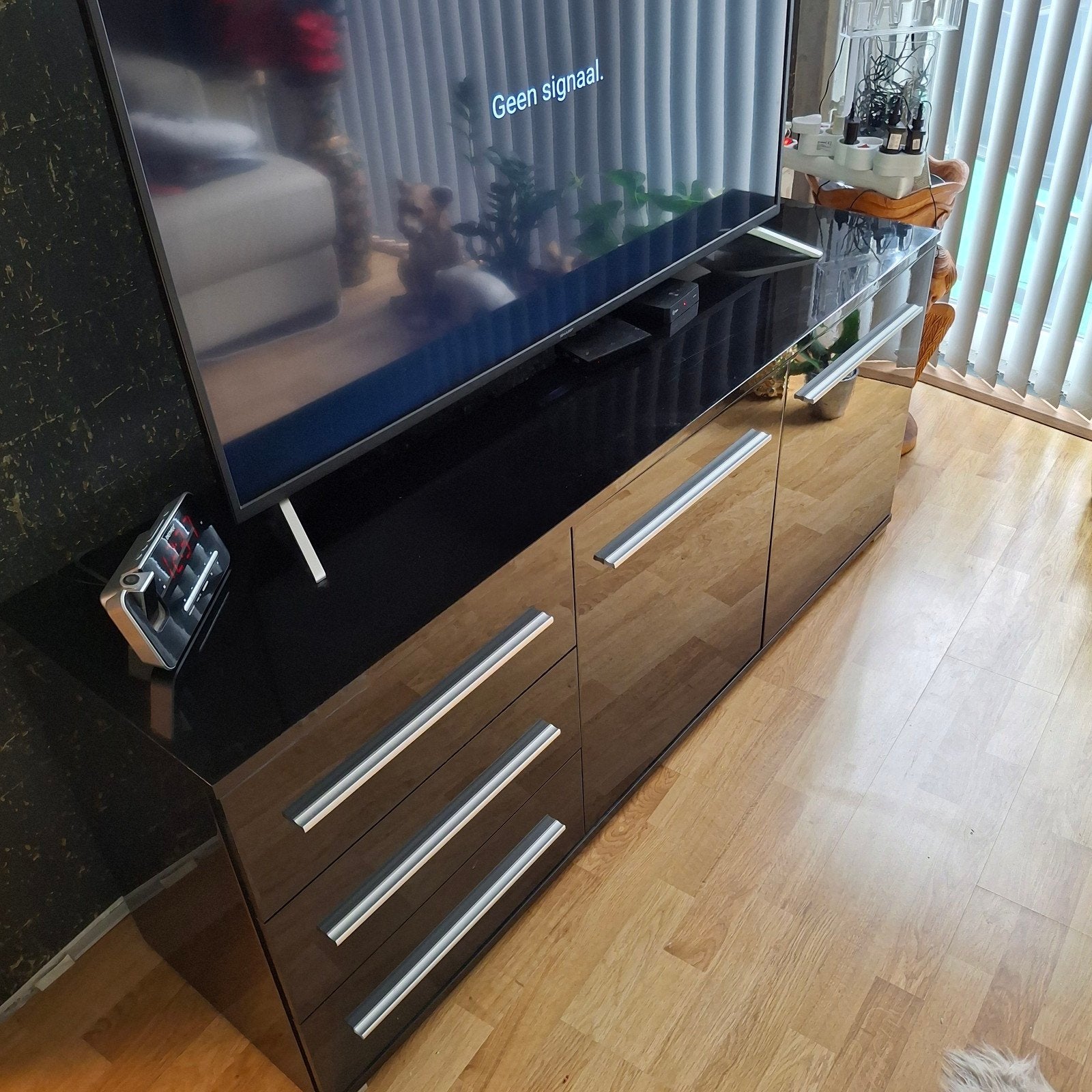 mooie onbeschadigd dressoir in zwarte hooglans, Ophalen, Zo goed als nieuw, 25 tot 50 cm, Overige houtsoorten