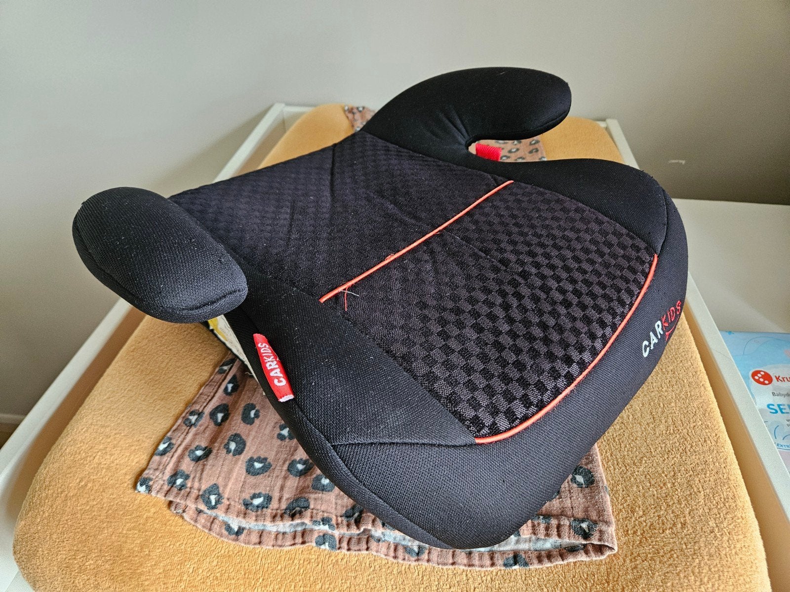 CARKIDS autostoelverhoger 15-36 kg, Overige merken, 15 t/m 36 kg, Ophalen of Verzenden, Gebruikt