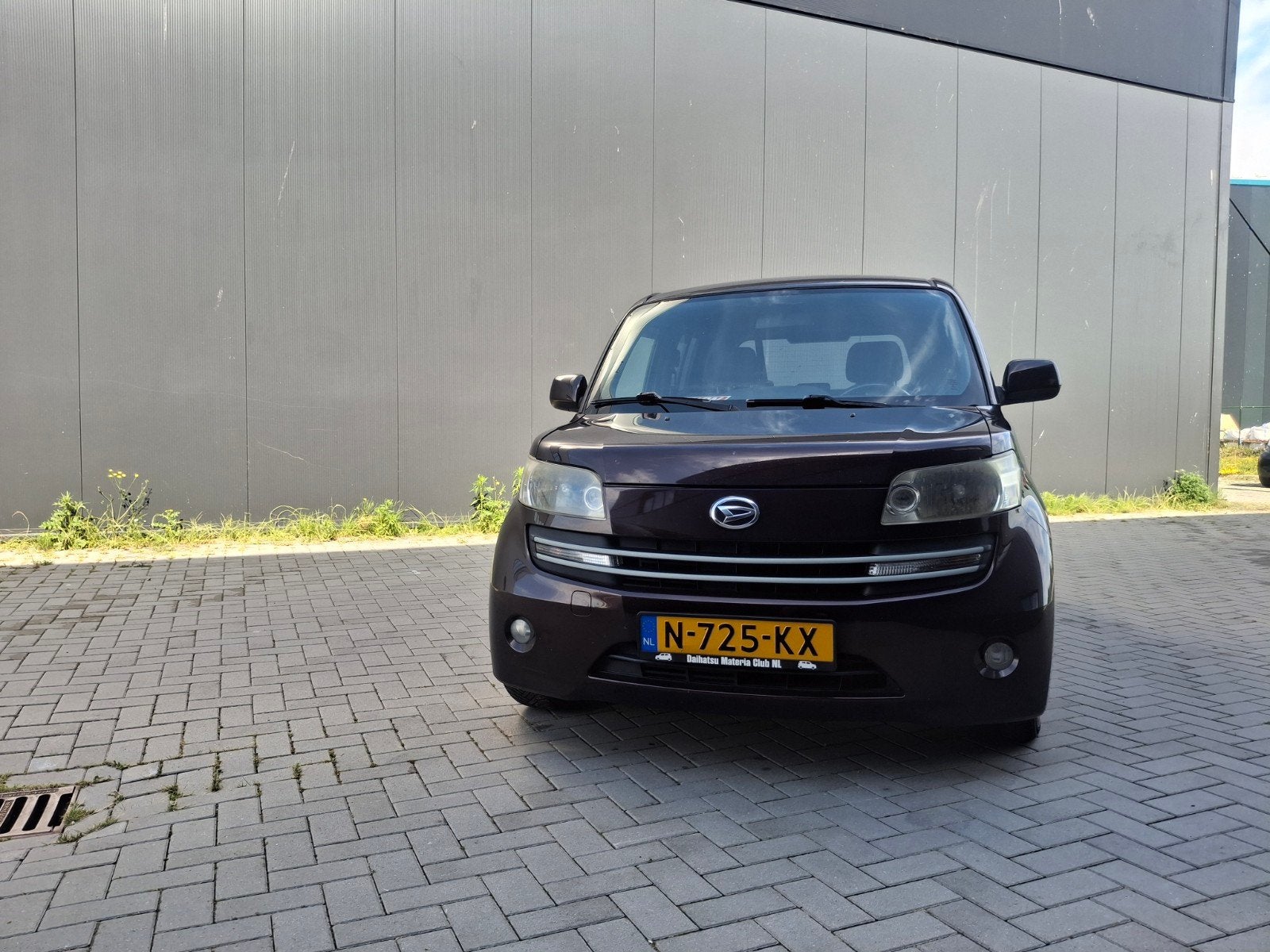 Daihatsu Materia 1.5 2006 Rood kilometerstand 138xxx, Auto's, Daihatsu, Voorwielaandrijving, 40 €/maand, 103 pk, Handgeschakeld