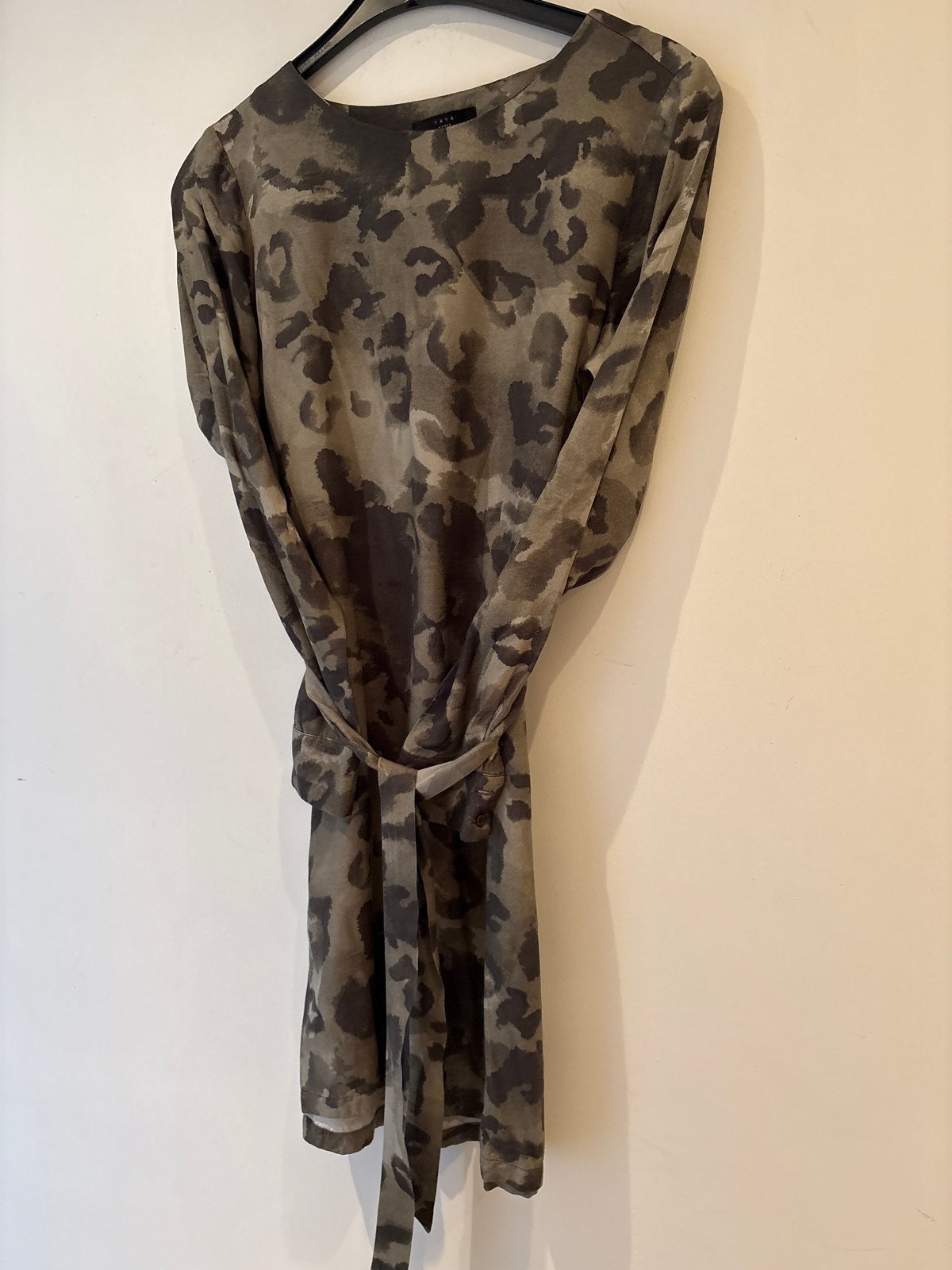 YAYA Jurk met Luipaardprint, Kleding | Dames, Jurken, Nieuw, Ophalen of Verzenden, Knielengte, Maat 36 (S)