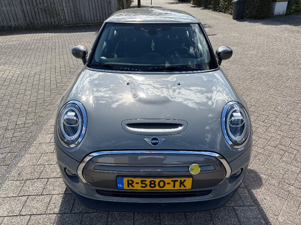 Mini 3-deurs (f56) Electric 184pk Aut 2020 Grijs, Auto's, Stof, 50 €/maand, 1340 kg, 4 stoelen