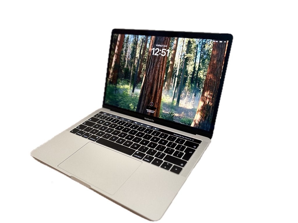 MacBook pro 2019 13,3 inch, Computers en Software, Apple Macbooks, 256 GB, 2 tot 3 Ghz, Qwerty, 8 GB