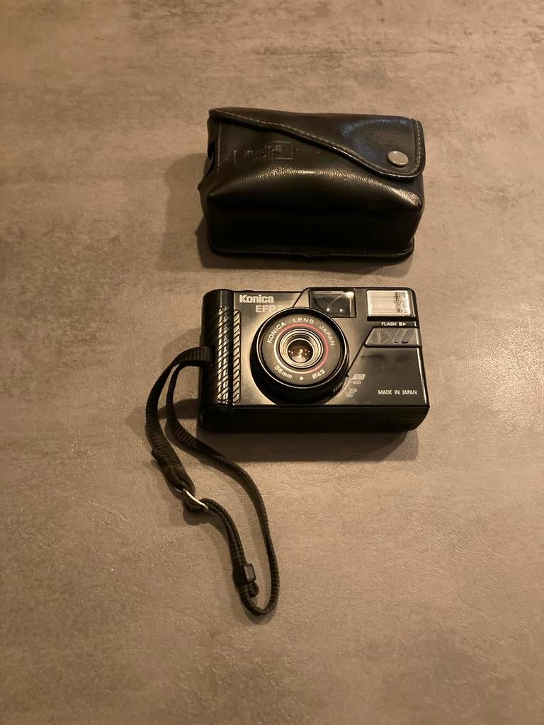 Konica EFP3 analoge camera met hoesje, Ophalen of Verzenden, Zo goed als nieuw, Compact, Konica