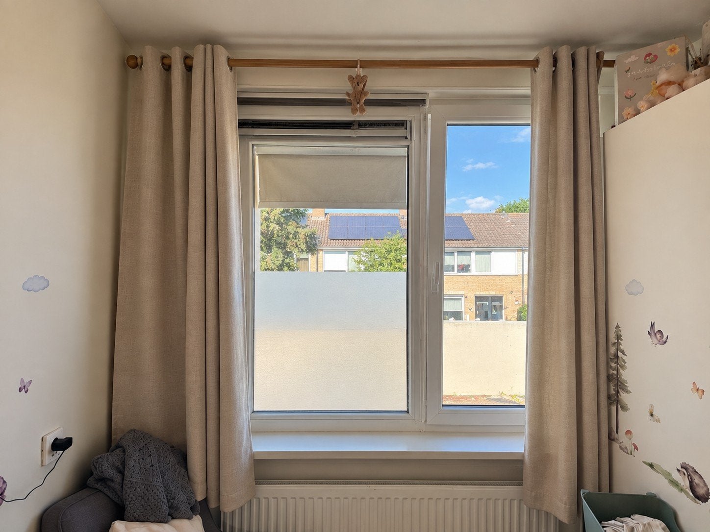 Lichtdoorlatende gordijnen - Beige - 2 stuks, Ophalen, Gebruikt, Beige, Lichtdoorlatend