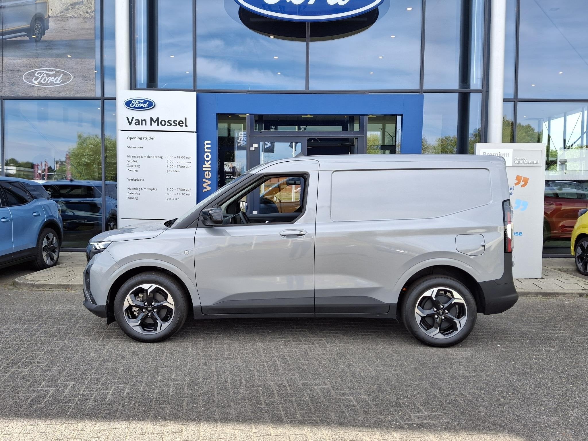 Ford Transit Courier EV Limited | €4100 Ford voordeel | 0., Automaat, Adaptive Cruise Control, Nieuw, 2 stoelen