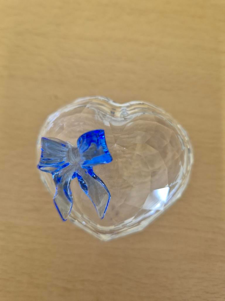 Swarovski juwelendoosje hart met blauwe strik, Verzamelen, Swarovski, Ophalen of Verzenden