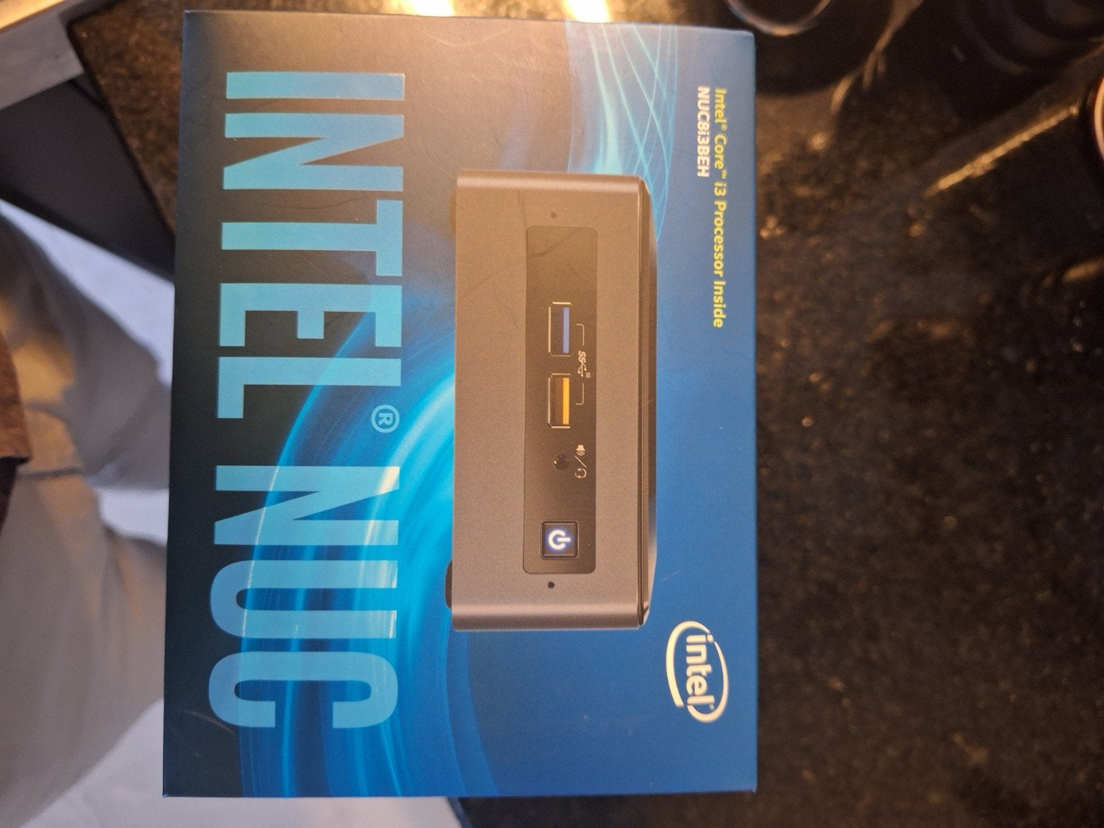 Intel NUC, Ophalen, Zo goed als nieuw