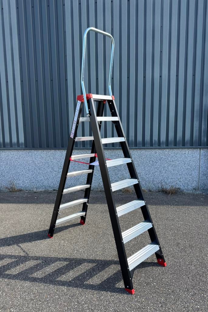 Trap 8 treden dubbel oploopbaar met steunbeugel NIEUW, Doe-het-zelf en Verbouw, Ladders en Trappen, Trap, Nieuw, Ophalen of Verzenden