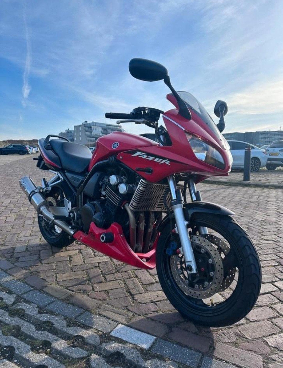 YAMAHA Fazer FZS600 - Zuinig, sportief en compleet!, 4 cilinders, Motorrijbewijs A, Particulier, Meer dan 35 kW