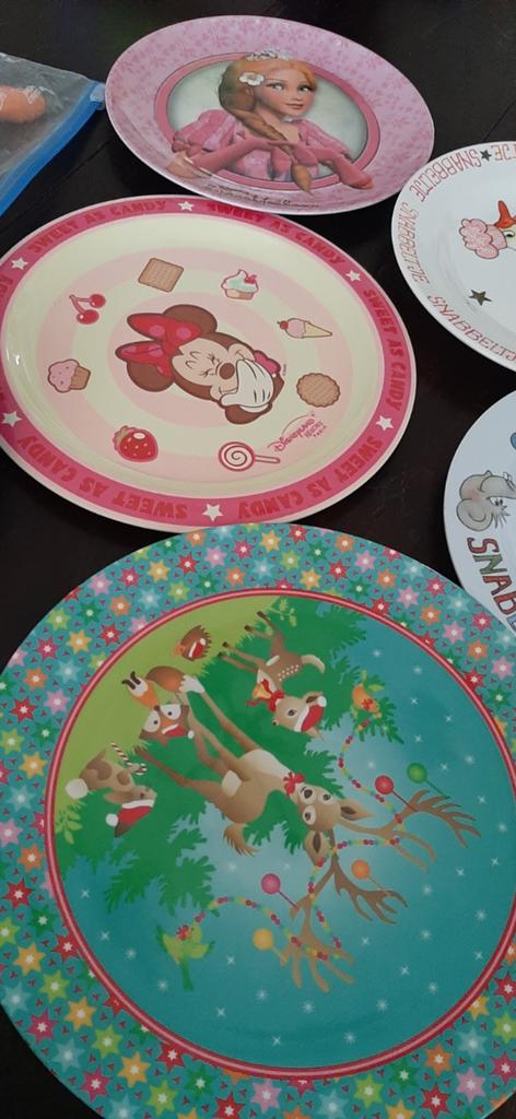 6 leuke kinderborden met warmhoudbord, Ophalen of Verzenden