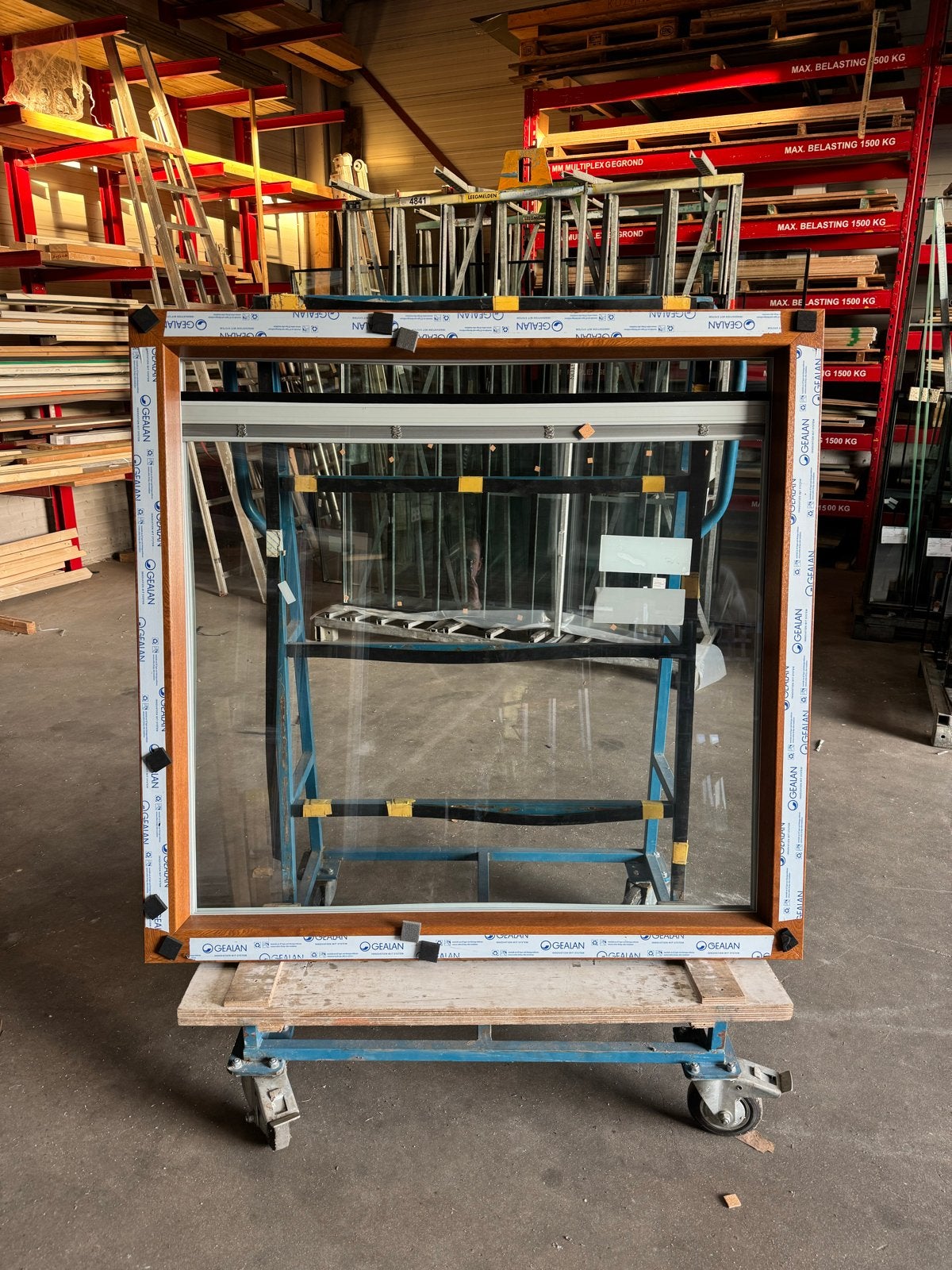 Nieuwe kozijnen met screenline (lamellen tussen glas), Ophalen, Gevelraam of Ruit, 120 tot 160 cm, Nieuw