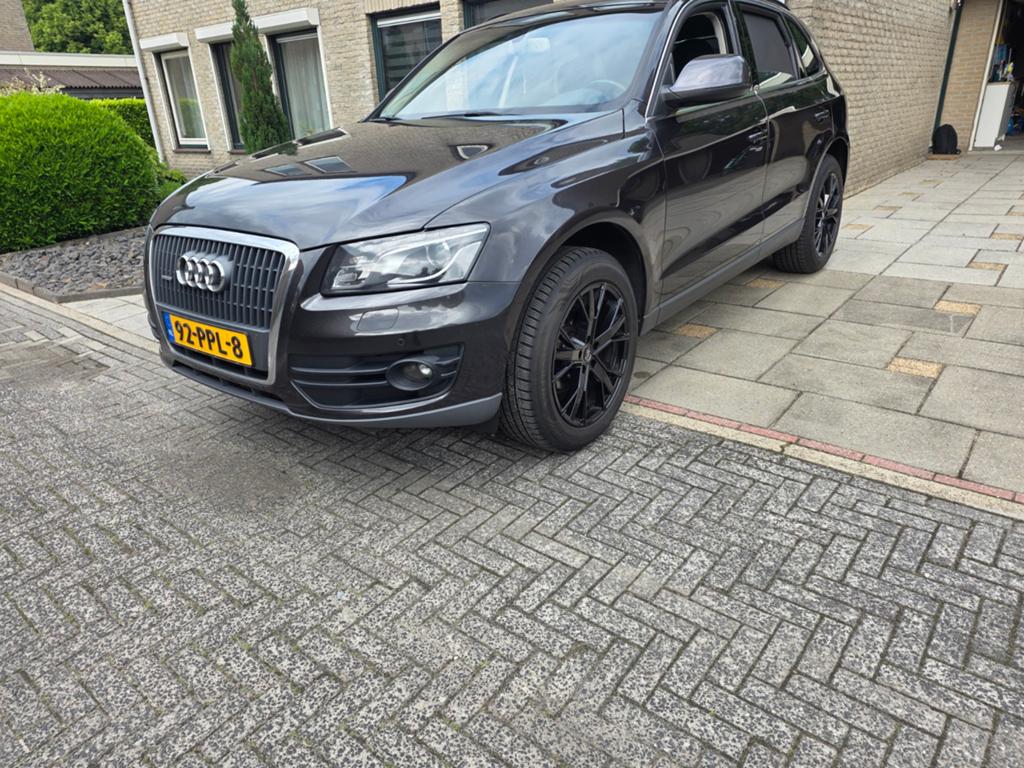 Audi Q5 2.0 Tfsi 132KW Quattro 2011 Grijs, 4 cilinders, 179 pk, Origineel Nederlands, Handgeschakeld