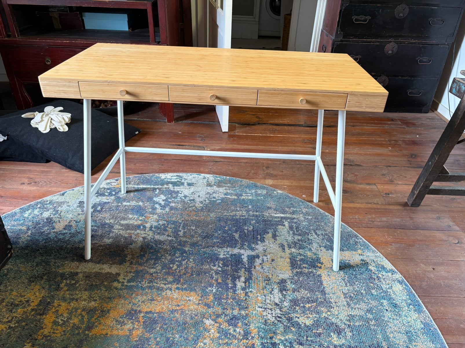 Houten buro op ijzeren frame, Ophalen, Met lades, Zo goed als nieuw, 49 cm