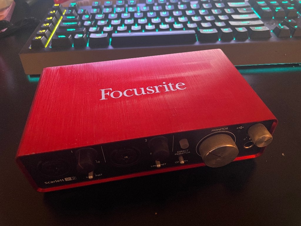 Focusrite 2i2 (compleet, ZGAN), Ophalen of Verzenden, Nieuw, Extern, Focusrite