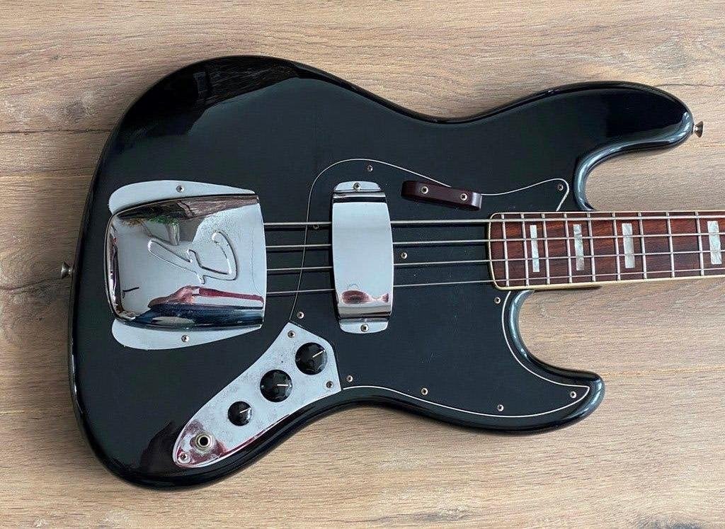 Fender Jazz Bass 1974 Black + case (& 4 punts neck !!!), Ophalen, Gebruikt, Elektrisch