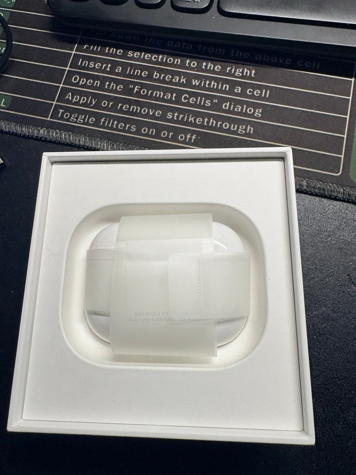 Apple AirPods Pro (2e generatie) met MagSafe Oplaadcase, In-ear, Bluetooth, Ophalen of Verzenden, Zo goed als nieuw