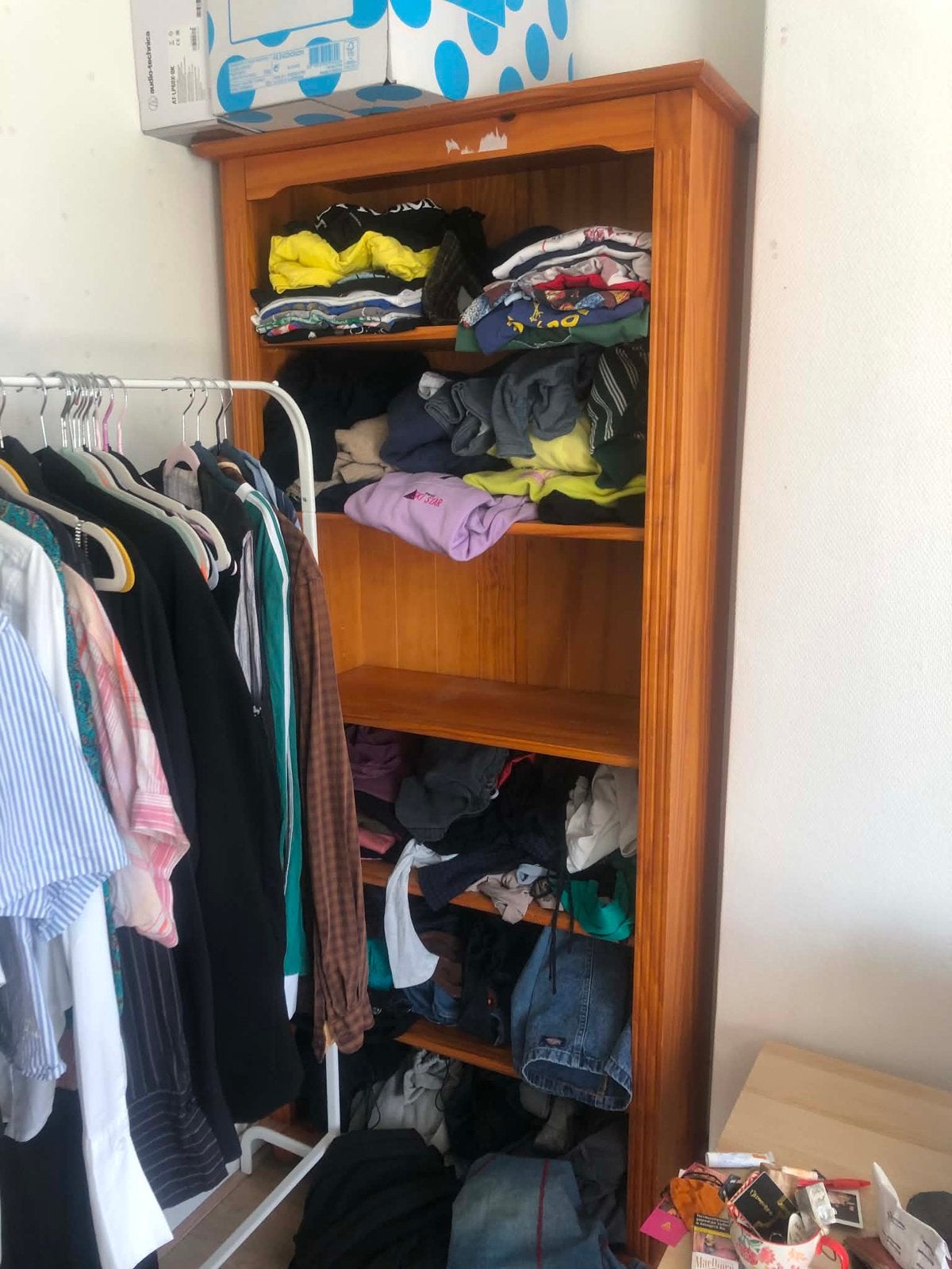 wooden wardrobe, Ophalen, Zo goed als nieuw