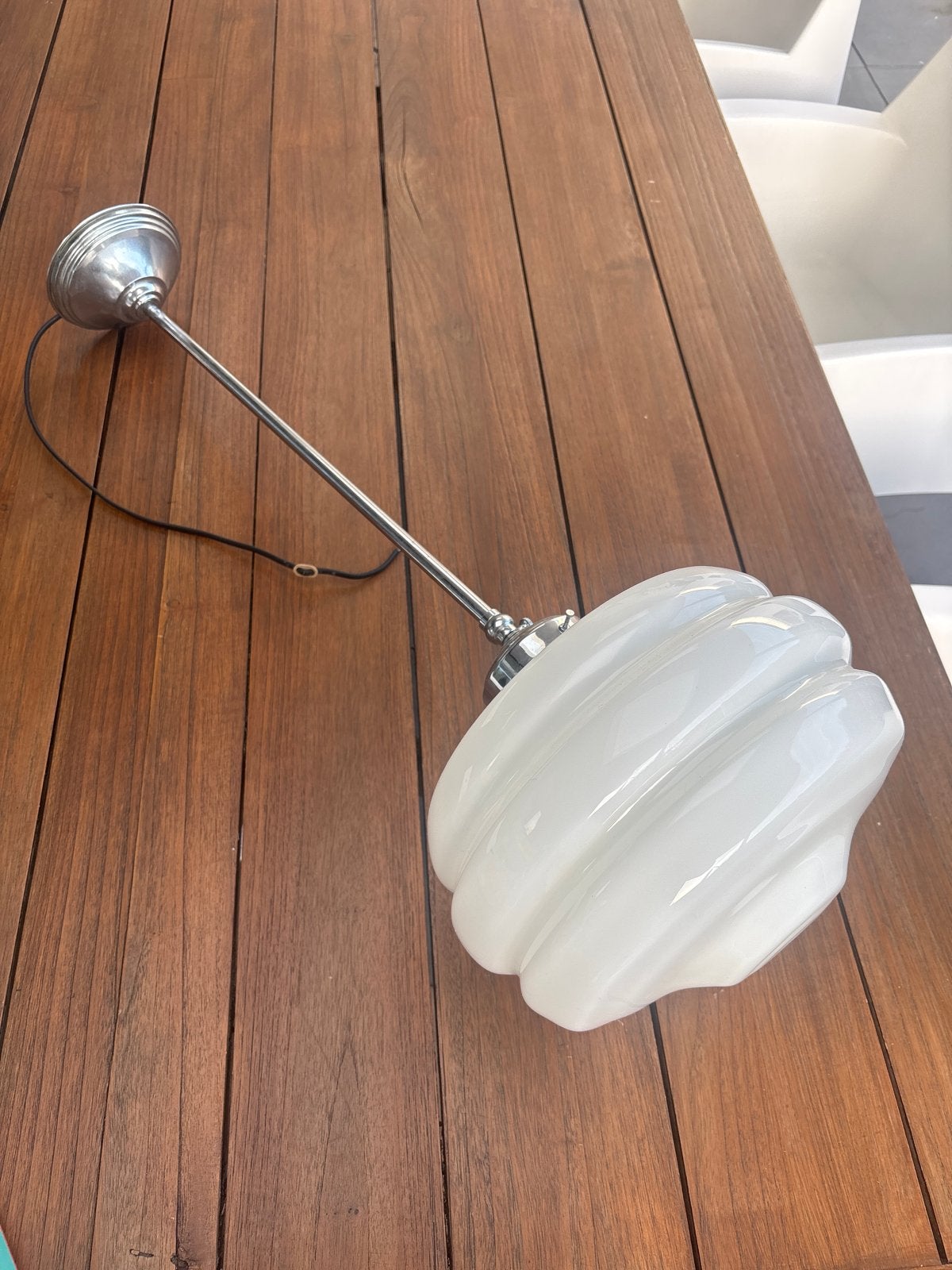 Vintage Art Deco Plafondlamp met Melkglas Kap, Ophalen of Verzenden, Gebruikt, Glas, E27 (groot)