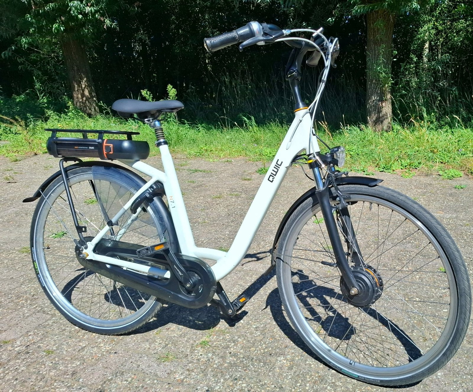 Nette elektrische Qwic damesfiets - 470Wh Accu - Frame 55 cm, Fietsen en Brommers, Elektrische fietsen, 51 tot 55 cm, Ophalen