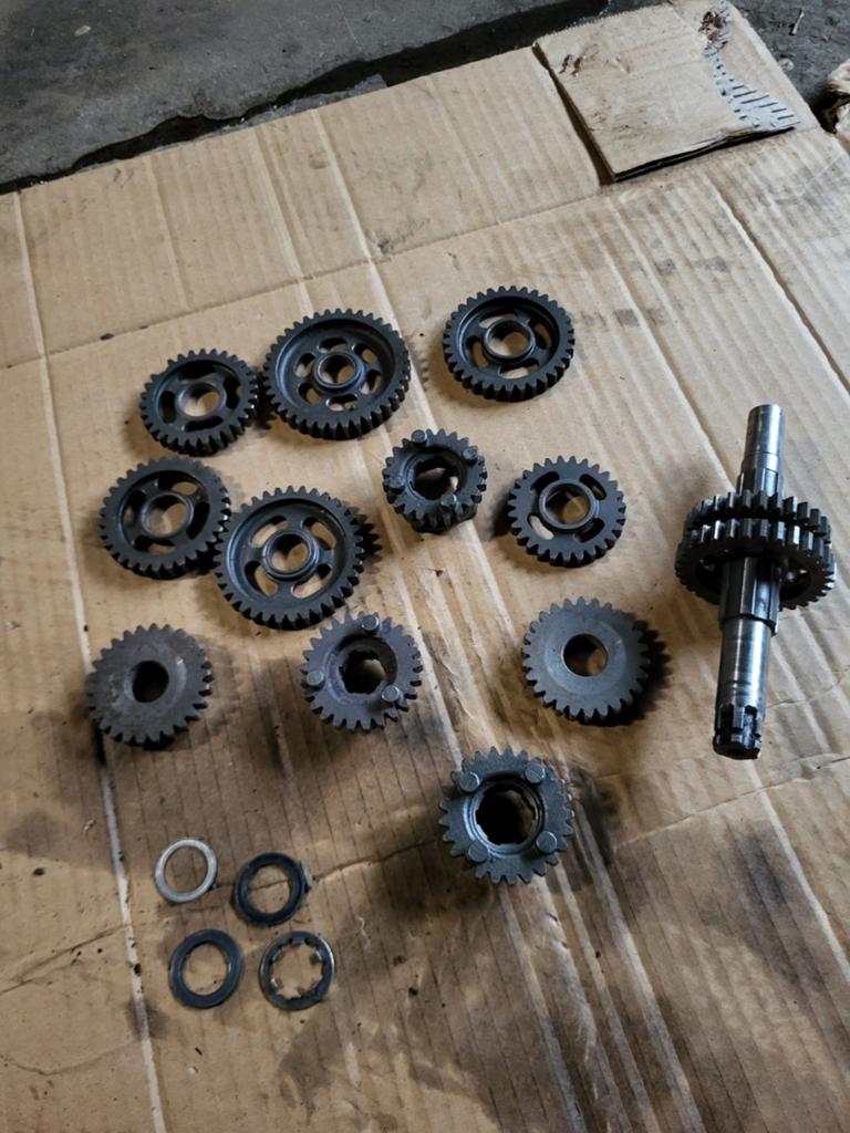 Honda mt mb mtx mbx nsr 6 bak tankwielen en as, Ophalen of Verzenden