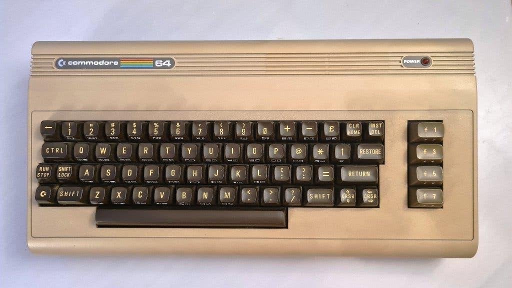 Commodore 64 met 16 games, Computers en Software, Ophalen of Verzenden, Commodore 64