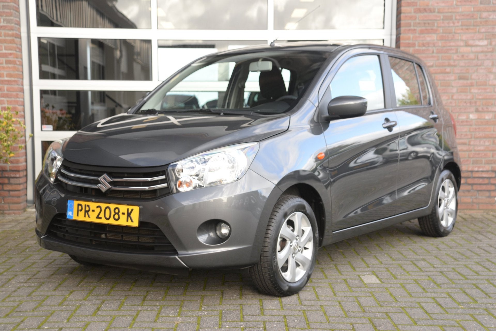 Suzuki Celerio 1.0 Comfort | Trekhaak | Automaat | 1e Eigena, Auto's, Gebruikt, 400 kg, Origineel Nederlands, Electronic Stability Program (ESP)