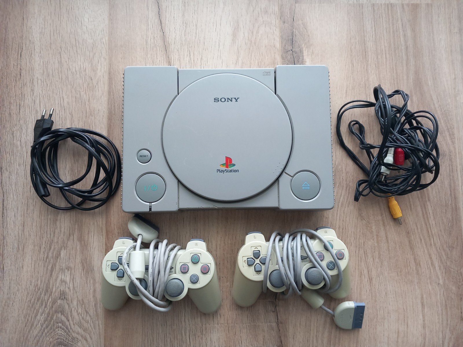 Ik ruim mijn verzameling op playstation een, Spelcomputers en Games, Spelcomputers | Sony PlayStation 1, Ophalen, Zo goed als nieuw