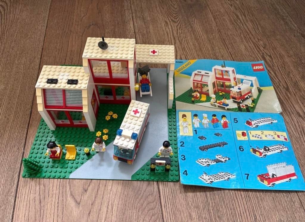 Vintage Lego Ziekenhuis (1987) 6380 - Legoland, Compleet, Gebruikt, Lego, Ophalen of Verzenden
