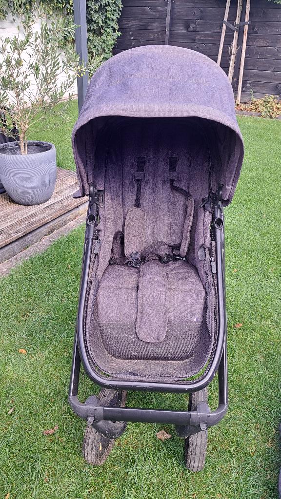 Dubatti One kinderwagen, Kinderen en Baby's, Kinderwagens en Combinaties, Gebruikt, Verstelbare duwstang, Combiwagen, Ophalen