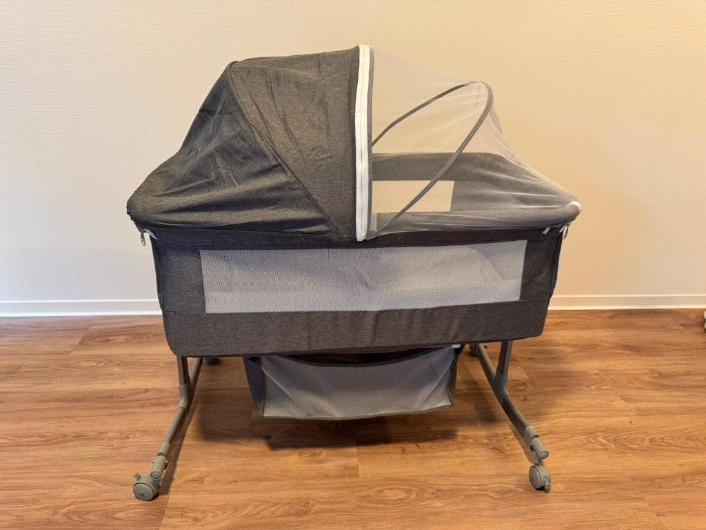 Co-sleeper/Wieg met klamboe en opbergruimte, Kinderen en Baby's, Ophalen, Zo goed als nieuw, Wieg