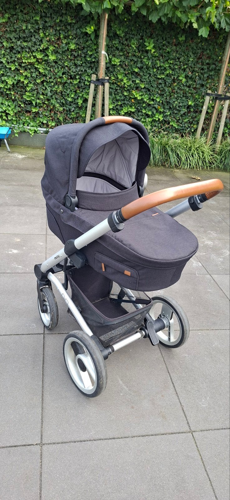 Mutsy Nio kinderwagen compleet met accessoires, Gebruikt, Ophalen of Verzenden, Combiwagen, Mutsy