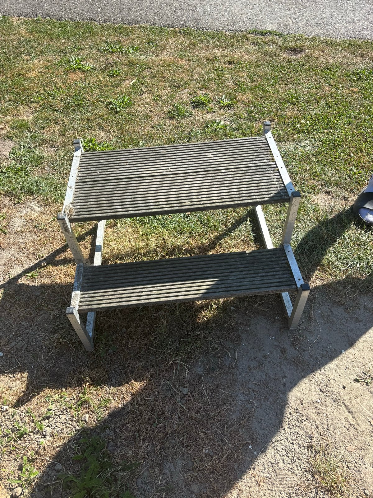 Handige 2-treeds trap voor caravan of camper, Caravans en Kamperen, Kampeeraccessoires, Gebruikt, Ophalen
