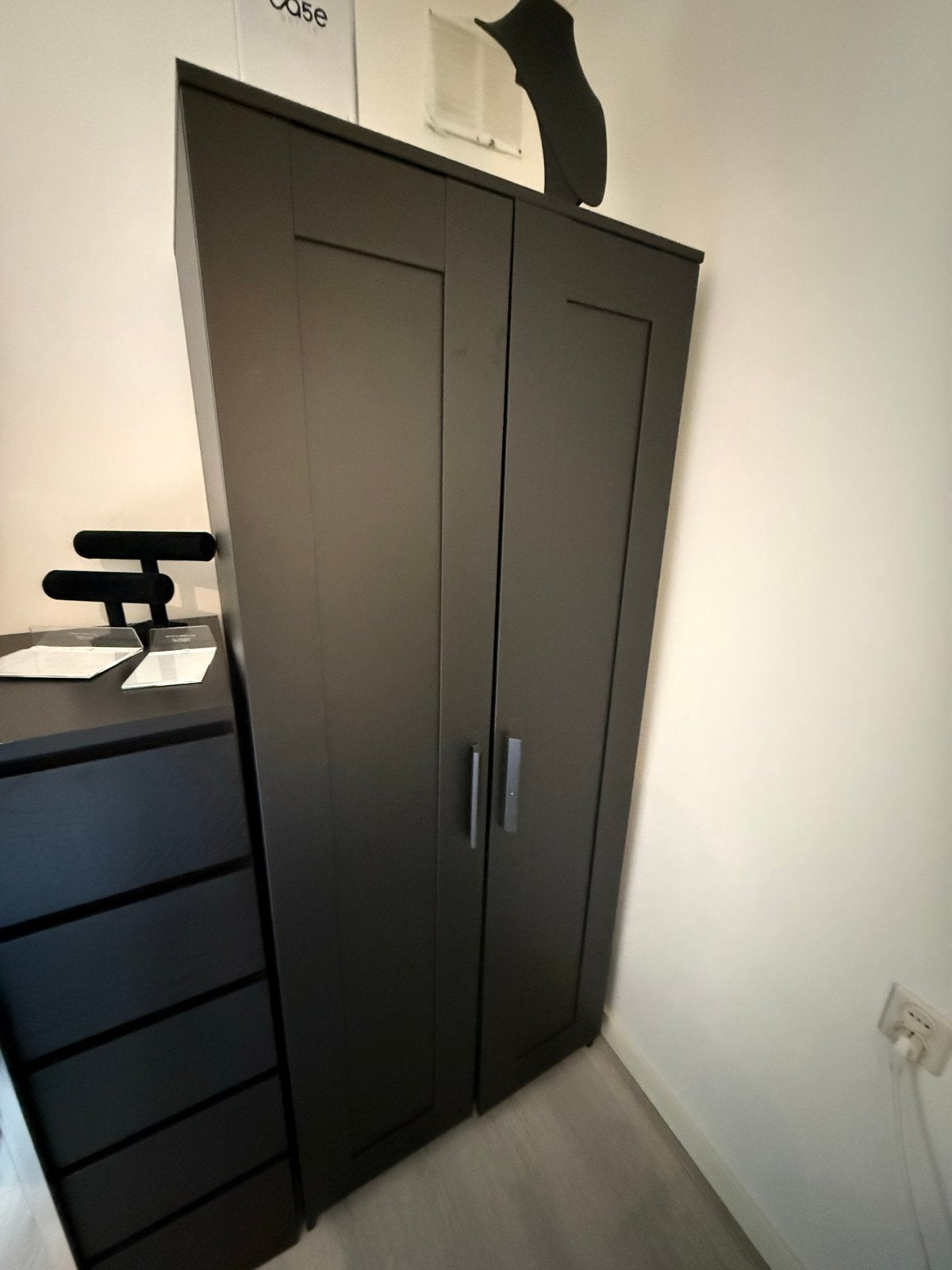 IKEA Brimnes Kledingkast - Donkergrijs, Ophalen, Overige materialen, Gebruikt, 50 tot 100 cm