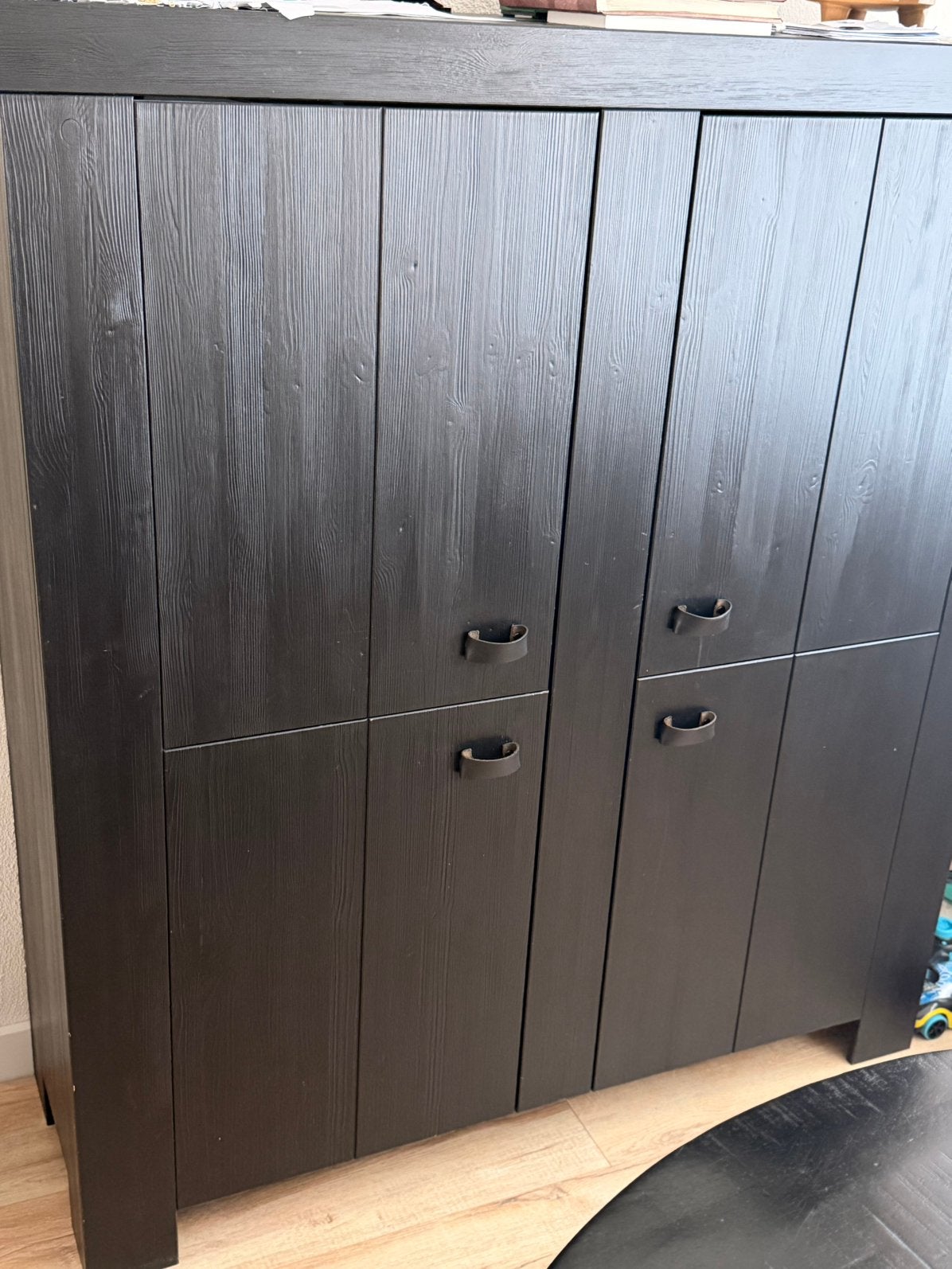 Foto 3 van WOOOD wandkast met 4 deuren