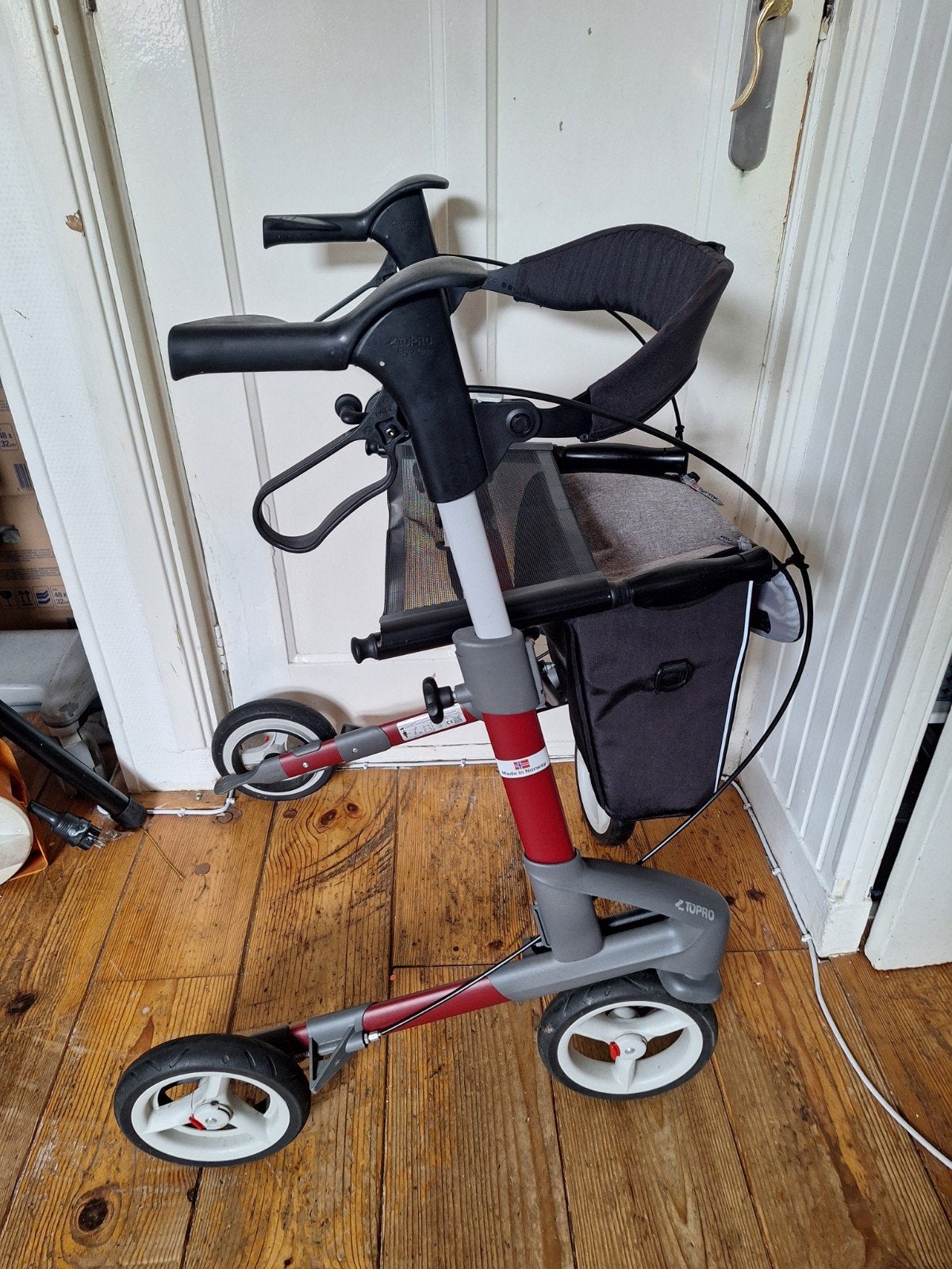 Topro Troja 5G M rollator – rood/grijs – zo goed als nieuw!, Diversen, Rollators, Ophalen, Opvouwbaar, Zo goed als nieuw