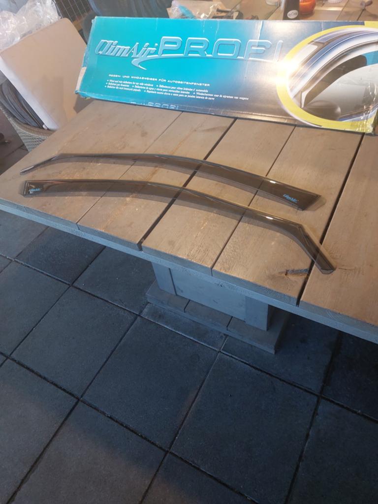 ZIJWINDSCHERMEN CLIMAIR 1666 MAZDA 626 HATCHBACK 1992-1997, Auto diversen, Overige Auto diversen, Ophalen
