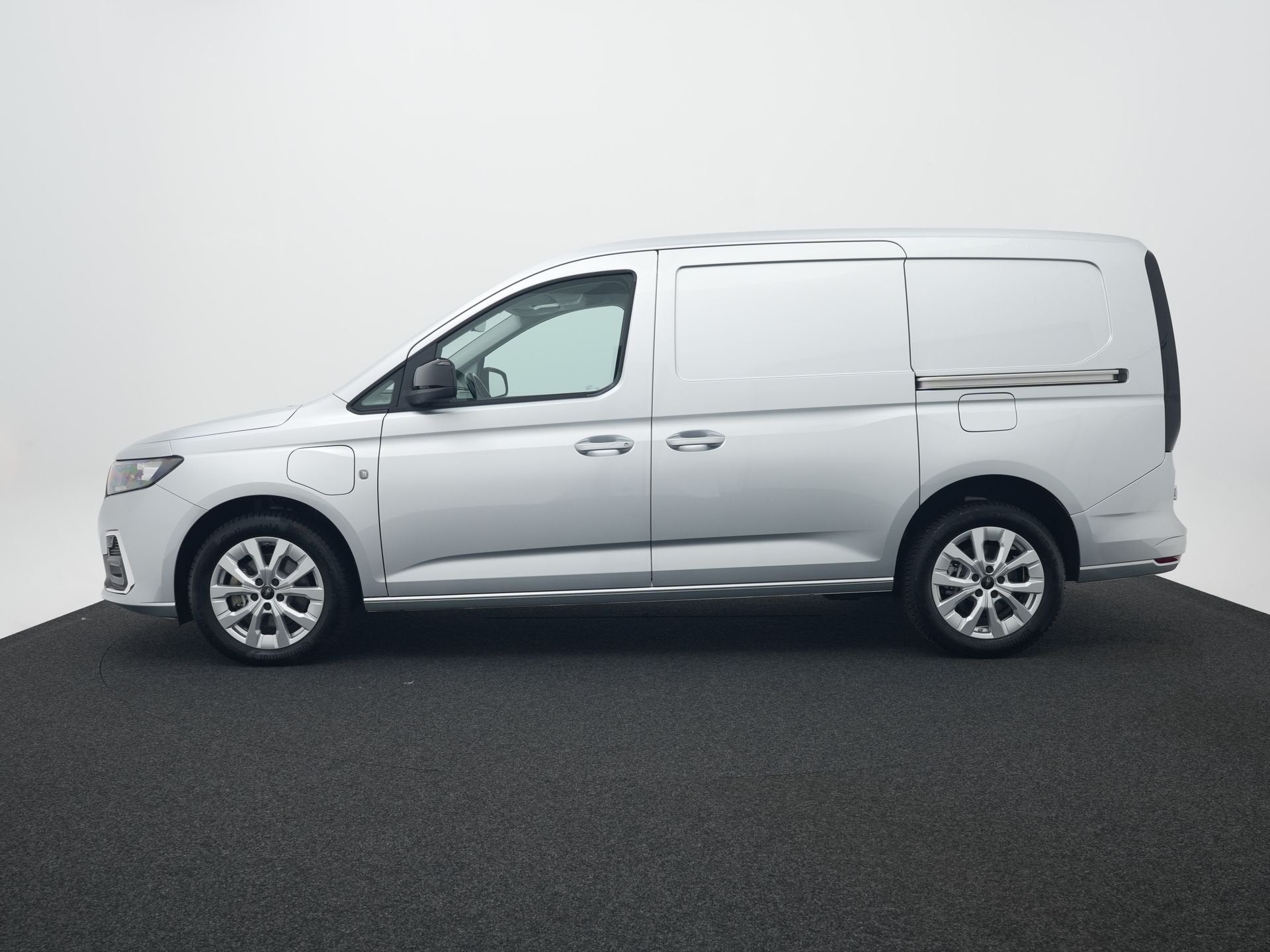 Ford Transit Connect 1.5 EcoBoost PHEV L2 Limited | Camera |, Auto's, 1683 kg, 4 cilinders, Alcantara, Plug-in hybride