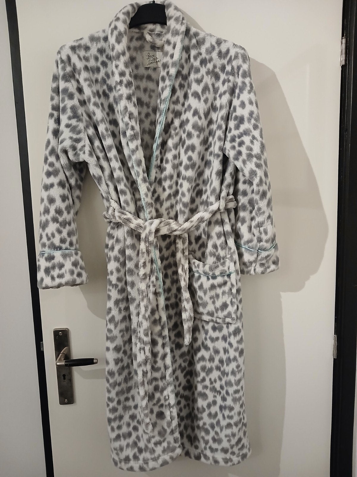 mooie fleece badjas, Ophalen of Verzenden, Zo goed als nieuw, Maat 38/40 (M)