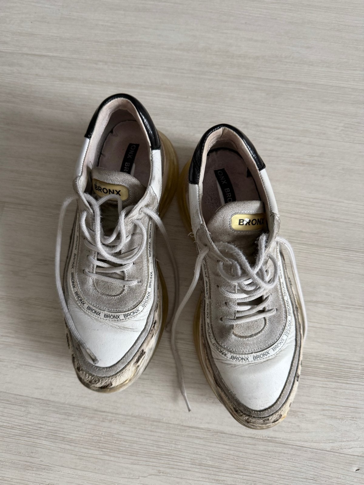 Bronx sneakers, maat 38, wit/grijs, Kleding | Dames, Schoenen, Ophalen of Verzenden, Gedragen, Wit, Sneakers of Gympen