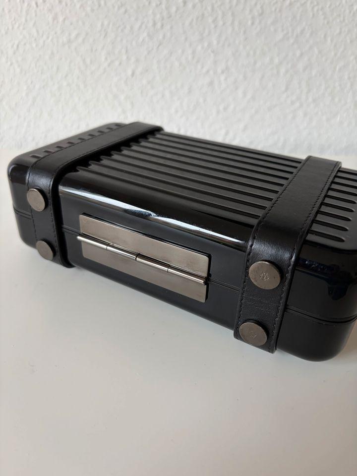 Rimowa polycarbonaat schoudertas, zwart, Gebruikt, Hard kunststof, Minder dan 50 cm, Ophalen of Verzenden